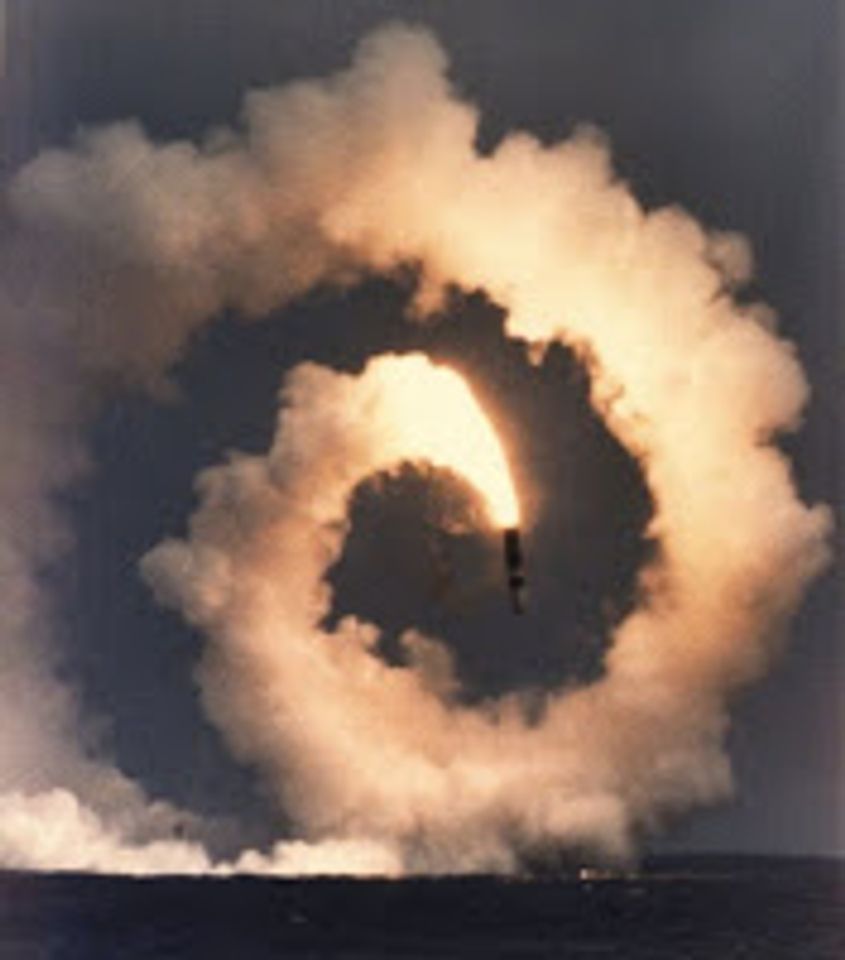 stabilizer corkscrew missle